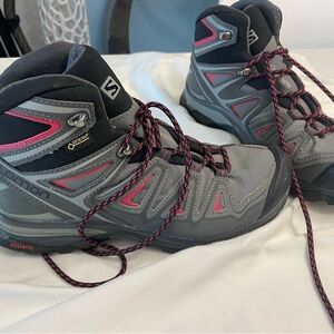 Salomon Gray and Pink Hiking boots